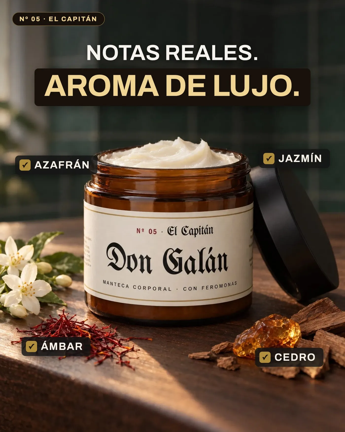 Notas de El Capitán: azafrán, jazmín, ámbar, cedro